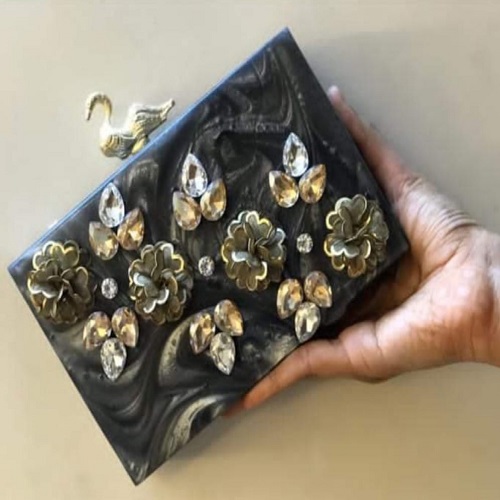 Female Resin Clutches Images